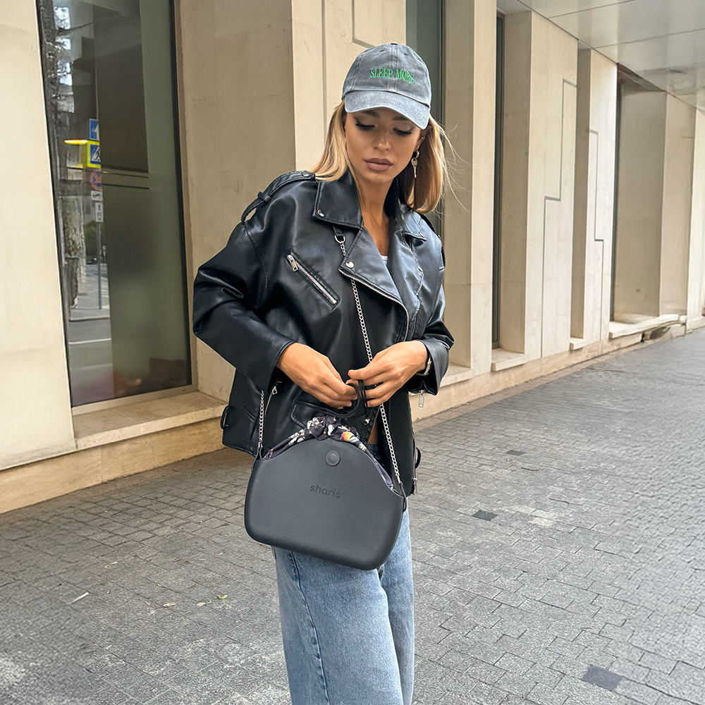 Карманы и отделения внутри сумки Sharis