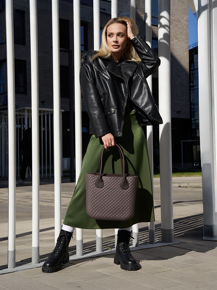 Sharis шопер черный с пряжками, на плече