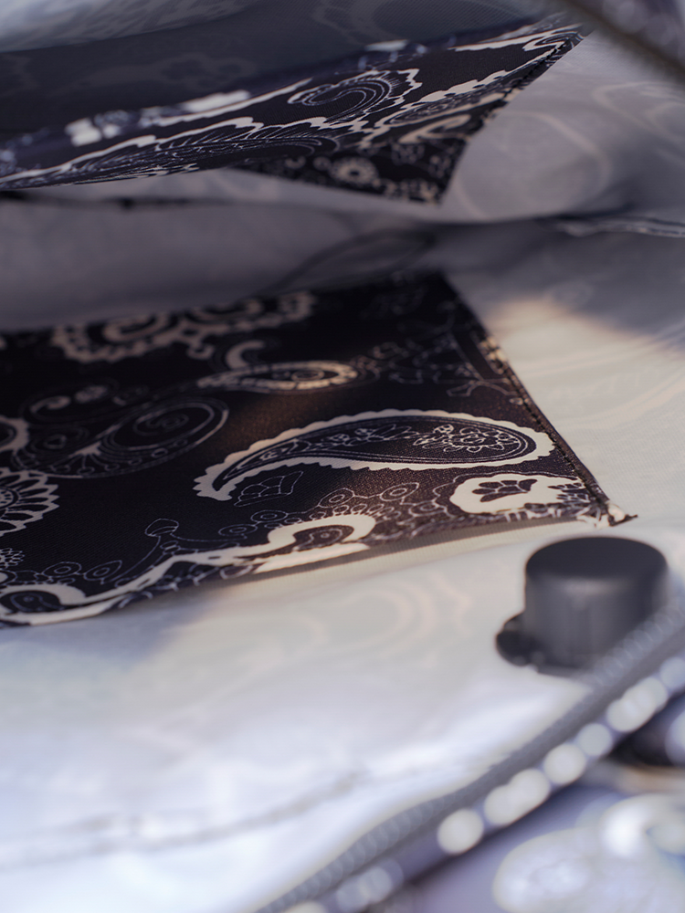 Sharis шопер, внутренний пейсли-карман